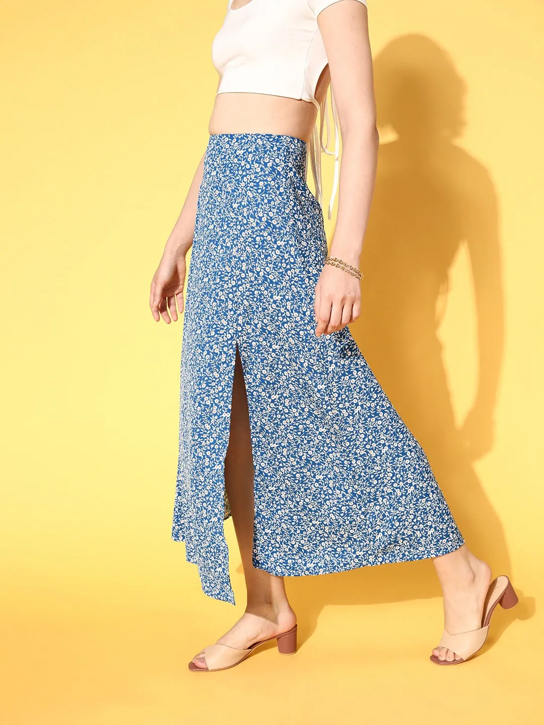 Berrylush Women Blue & White Ditsy Floral Printed High-Rise Waist Side-Slit Flared A-Line Maxi Skirt