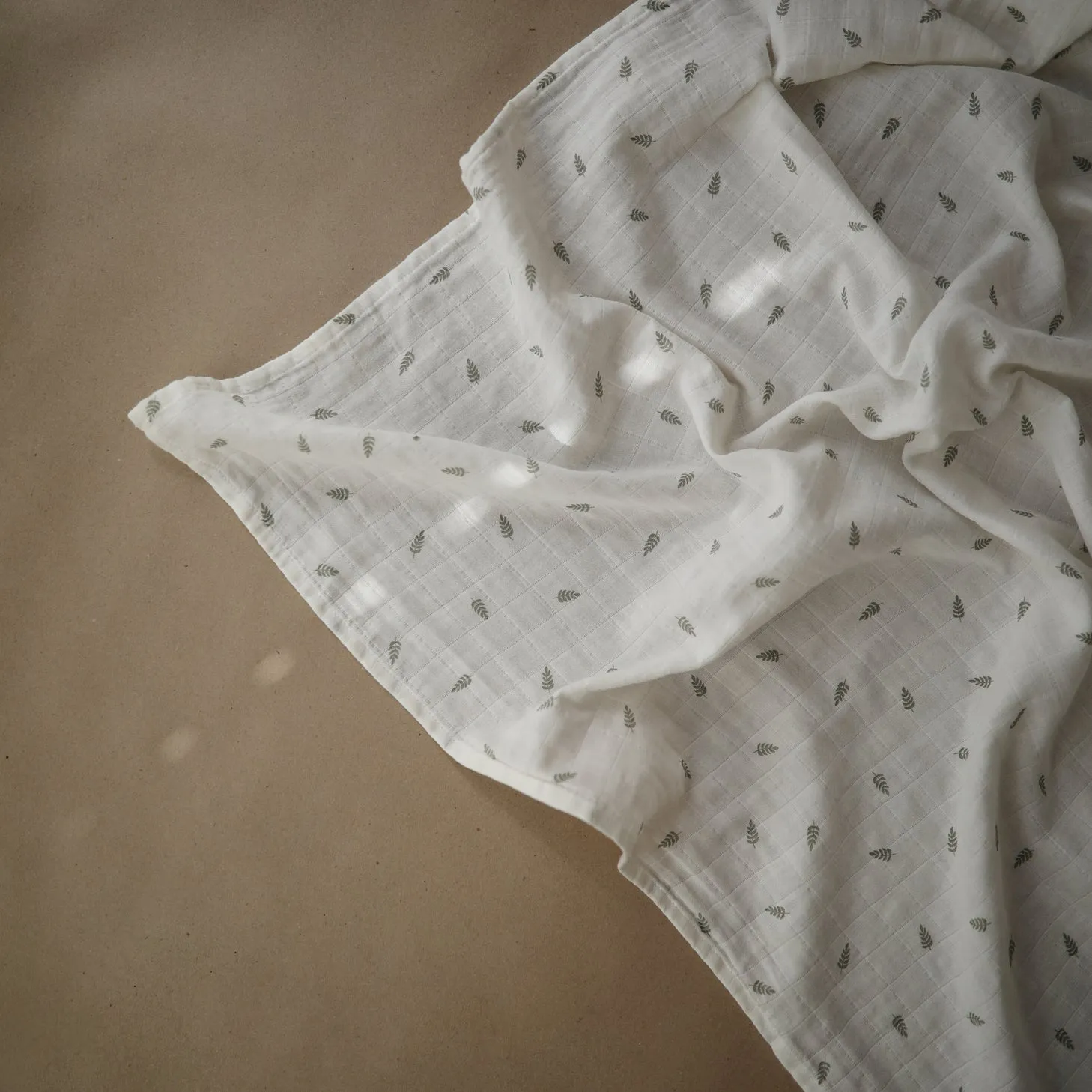 Muslin Swaddle Blanket Organic Cotton (Leaves)